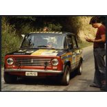 Nagyobb méret, Budapest Rallye Elkon Kupa, Budapest,  Szekeres Rudolf , Békéscsabai Volán SC autója, Lada, Zsiguli, gépkocsi, jármű, közlekedés, sport, szocializmus, 1984, 1980-as évek, Eredeti fotó, papírkép. 