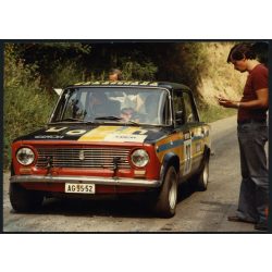   Nagyobb méret, Budapest Rallye Elkon Kupa, Budapest,  Szekeres Rudolf , Békéscsabai Volán SC autója, Lada, Zsiguli, gépkocsi, jármű, közlekedés, sport, szocializmus, 1984, 1980-as évek, Eredeti fotó, papírkép. 