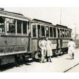 Villamosszerelvény a Nagyerdő felé, Debrecen, utasok, reklám, villamos, jármű, közlekedés, sport, Horthy-korszak, 1930-as évek, Eredeti fotó, papírkép.