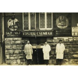   Hruska Ferencz fűszer-csemege üzlete, Budaprst, XI. Villányi (Szent Imre herceg) út 10, reklámok, bolt, reklám, foglalkozás, Horthy-korszak, 1930-as évek, Eredeti fotó, papírkép, középen törésnyom.  