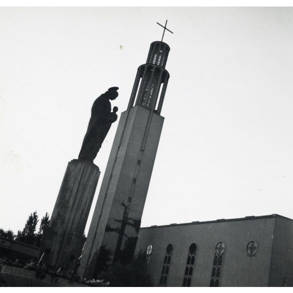 Madonna kis Jézussal szobor, Budapest, Pasaréti tér, templom, helytörténet, Horthy-korszak, 1930-as évek, Eredeti fotó, papírkép.   