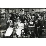 Bártfai fényképész, „Egy fertály föld.” Sükösd, népszínmű, színház, fiatalok jelmezben, helytörténet, Bács-Kiskun megye, Horthy-korszak, 1939, 1930-as évek, Eredeti fotó, hátulján feliratozott papírkép.  