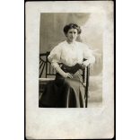 Rosenblatt műterem, Eperjes (Felvidék), elegáns nő kesztyűben, monarchia, 1910, 1910-es évek, Eredeti fotó, mélynyomóval jelzett papírkép.   