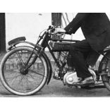 Férfi angol Zenith motorkerékpárral (JAP blokkal), motorbicikli, jármű, közlekedés, Horthy-korszak, 1930-as évek,  Eredeti nagyobb méretű fotó negatív!     