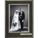 Nagyobb méret, Kohlmann Sándor műterme, Ungvár (Kárpátalja), esküvő, menyasszony, vőlegény, virág, ünnep, monarchia, 1900-as évek, Eredeti kabinetfotó, hátulján ragasztó nyomok. 