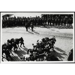   Magyar honvédek lovakkal, fegyverekkel, Kassa, (Felvidék),, katonatisztek, katona, egyenruha, 2. világháború, Horthy-korszak, 1930-as évek, Eredeti fotó, papírkép.  
