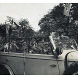 Német győzelmi katonai parádé Mercedes W 31 G4 speciális gépkocsival, Varsó, Lengyelország, Adolf Hitler, német katonai vezetők, egyenruha, 2. világháború, Horthy-korszak, jármű, közlekedés, 1939, 1930-as évek, Eredeti sztereó fotó, hátulján felirato