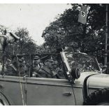 Német győzelmi katonai parádé Mercedes W 31 G4 speciális gépkocsival, Varsó, Lengyelország, Adolf Hitler, német katonai vezetők, egyenruha, 2. világháború, Horthy-korszak, jármű, közlekedés, 1939, 1930-as évek, Eredeti sztereó fotó, hátulján felirato