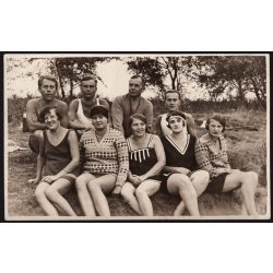   Úri társaság fürdőruhában, sport, strand, kirándulás, Horthy-korszak, 1930-as évek, Eredeti fotó, papírkép. 