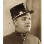 Magyar férfi pénzügyőr egyenruhában, Nagykanizsa, helytörténet, Horthy-korszak, 1935, 1930-as évek, Eredeti fotó, hátulján feliratozott papírkép.  