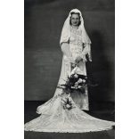 Rákos fotó, Budapest, gyönyörű menyasszony, esküvő, virág, ünnep, Horthy-korszak, 1943, 1940-es évek, Eredeti fotó, papírkép.  