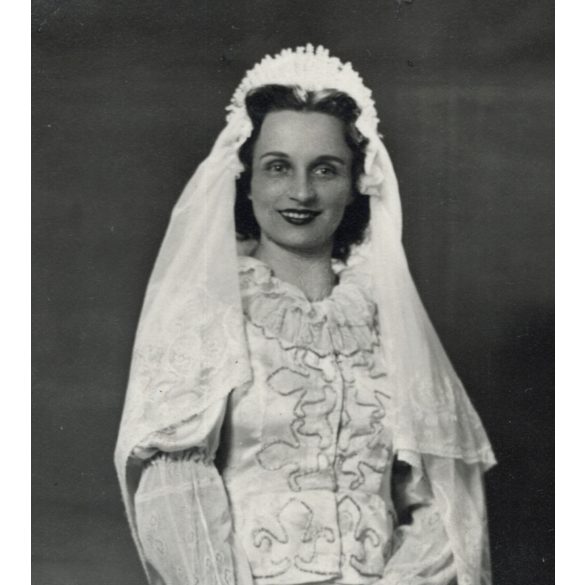 Rákos fotó, Budapest, gyönyörű menyasszony, esküvő, virág, ünnep, Horthy-korszak, 1943, 1940-es évek, Eredeti fotó, papírkép.  