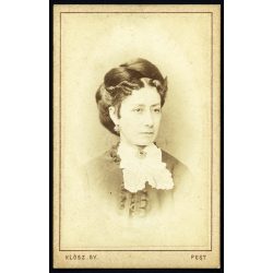   Klösz György műterme, Pest, elegáns nő portréja, monarchia, 1860-as évek, Eredeti CDV, vizitkártya fotó.  