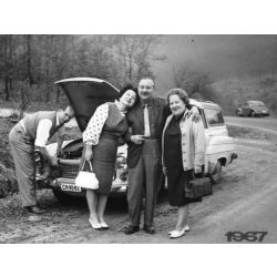   Kirándulás Wartburg kombi személygépkocsival, autó, jármű, közlekedés, szocializmus, Volkswagen, 1960-as évek, Eredeti fotó,  papírkép.