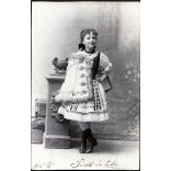 Török Jolika, kislány gyönyörű magyaros ruhában, díszmagyar, monarchia, 1905, 1900-as évek, Eredeti képeslap fotó, papírkép, Besztercebányára címezve.   