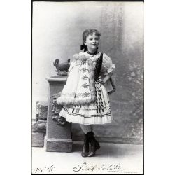   Török Jolika, kislány gyönyörű magyaros ruhában, díszmagyar, monarchia, 1905, 1900-as évek, Eredeti képeslap fotó, papírkép, Besztercebányára címezve.   