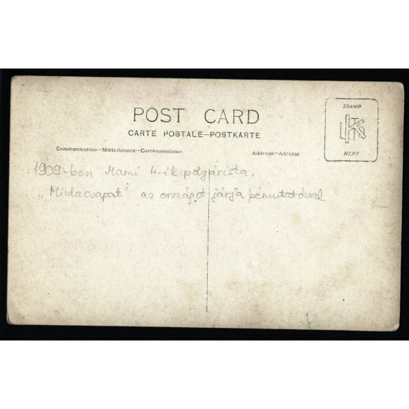 „Mintacsapat” az országot járja bemutatóval. Iskolás lányok, sport, torna, különös tornaruha, a korabeli sajtó írt róluk, monarchia, 1909, 1900-as évek, Eredeti fotó, hátulján feliratozott papírkép.  