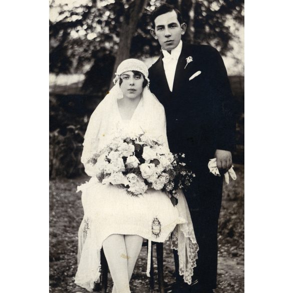 Biró műterem, Székelyhíd, Erdély, esküvő, gyönyörű menyasszony, vőlegény, Horthy-korszak, 1928, 1920-as évek, Eredeti fotó, hátulján feliratozott, pecséttel jelzett papírkép.   