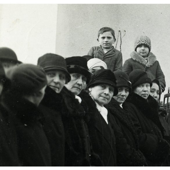 Posfay Andor művészi fényképész, Kispest, központi református templom, harangszentelés, cserkész, egyház, vallás, ünnep, helytörténet, 1928. október 20, Horthy-korszak, 1920-as évek, Eredeti pecséttel jelzett fotó, papírkép, hátulján feliratozva.