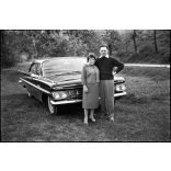 5 darab eredeti fotó negatív. Chevrolet Impala (Bel Air) amerikai luxus személygépkocsi magyar állami rendszámmal, Duna-part, autó, jármű, közlekedés, szocializmus, 1960-as évek. 5 darab eredeti fotónegatív.