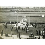 Futam a Lóverseny téren, Budapest, sport, ügető, Horthy-korszak, 1930-as évek, Eredeti fotó, papírkép, hátulján ragasztásnyomok.  