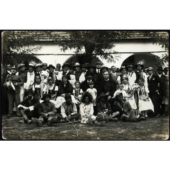 Tumpek Mester, Paks-Tolna, amatőr színészek jelmezben, vicces, színház, helytörténet, népszínmű, Horthy-korszak, 1938. IX. 17, 1930-as évek, Eredeti fotó, hátulján feliratozott, pecséttel jelzett papírkép.  