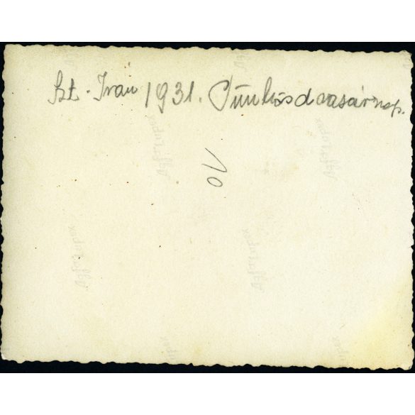 Pünkösd vasárnap, Szentiván, Felvidék, elegáns nők kalapban, retiküllel, ünnep, helytörténet, Horthy-korszak, 1931, 1930-as évek, Eredeti fotó, hátulján feliratozott papírkép. 