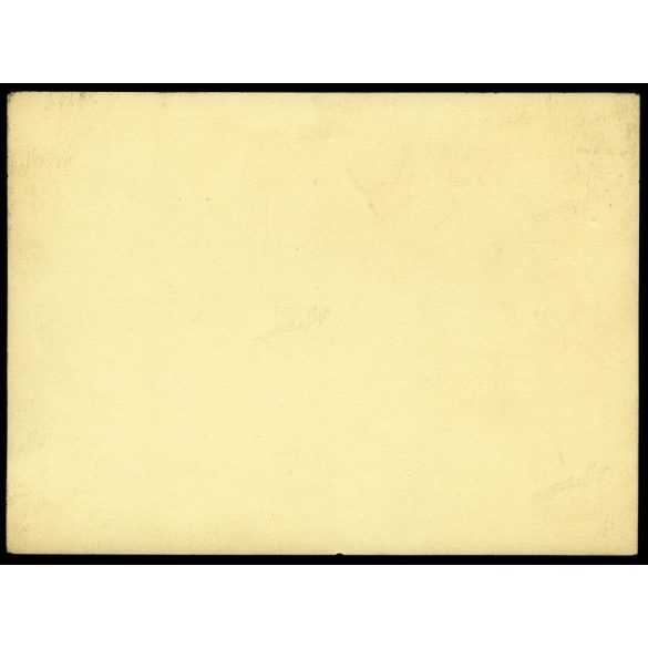 Nagyobb méret, iskolás lányok egyházi zászlóval, Budapest, Váci utca, angol kisasszonyok, apáca, 5. kerület, REX és TÁRSAI reklám, üzlet, kirakat, kereskedelem, Horthy-korszak 1930-as évek, Eredeti fotó, papírkép.   méret megközelítőleg (centiméterbe