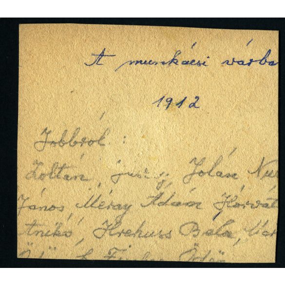 Úri társaság a várban, Munkács, Kárpátalja, Méray Ádám politikus, Hrehuss Béla katonatiszt, egyenruha, , 1912, 1910-es évek, Monarchia, Eredeti fotó, kartonra kasírozott, hátulján feliratozott papírkép. 