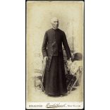 Nagyobb méret, Dunky fivérek műterme, Kolozsvár, Erdély, Papp Tivadar örmény katolikus pap portréja, egyház, vallás, ismert,  monarchia, 1880-as évek, Eredeti kabinetfotó.  