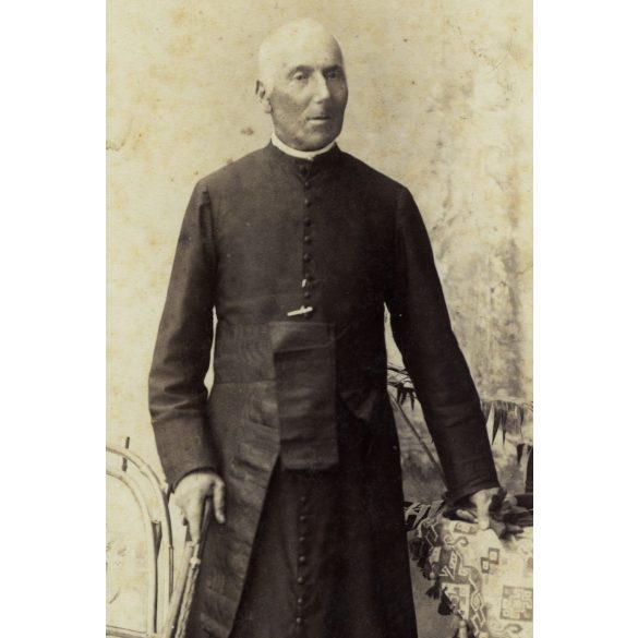 Nagyobb méret, Dunky fivérek műterme, Kolozsvár, Erdély, Papp Tivadar örmény katolikus pap portréja, egyház, vallás, ismert,  monarchia, 1880-as évek, Eredeti kabinetfotó.  