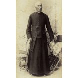 Nagyobb méret, Dunky fivérek műterme, Kolozsvár, Erdély, Papp Tivadar örmény katolikus pap portréja, egyház, vallás, ismert,  monarchia, 1880-as évek, Eredeti kabinetfotó.  