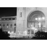 Keleti pályaudvar, Budapest, Baross tér, ritka esti felvétel, közlekedés, Horthy-korszak, 1938, 1930-as évek,  Eredeti nagyobb méretű fotó negatív!  