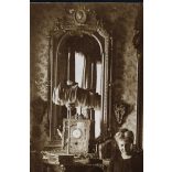 Kun Bertalan és felesége csáthi Szabó Margit, Miskolc, polgári lakásbelső,  1900-as évek, monarchia, helytörténet, Eredeti fotó, hátulján feliratozott papírkép.   méret megközelítőleg (centiméterben): 8 x 11 Használt! Eredeti nagyítás! Nem reprint, n