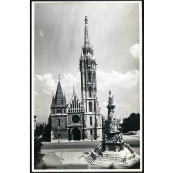   Nagyobb méret, Vadas Ernő fotóművész jelzett fotója, Budapest, Mátyás templom, Szentháromság szobor, 1. kerület, budai Vár, helytörténet, Horthy-korszak 1930-as évek, Eredeti fotó, hátulján feliratozott pecséttel jelzett papírkép. 