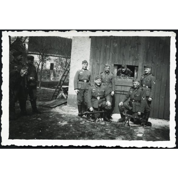 Náci német katonák Csehszlovák ZB vz. 26 golyószórókkal, Németország, fegyver, katona, egyenruha, 2. világháború, Horthy-korszak, 1940-es évek, Eredeti fotó, papírkép.   