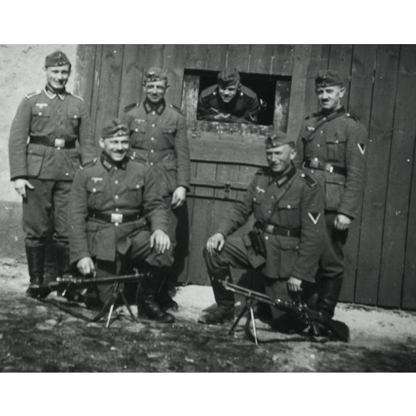 Náci német katonák Csehszlovák ZB vz. 26 golyószórókkal, Németország, fegyver, katona, egyenruha, 2. világháború, Horthy-korszak, 1940-es évek, Eredeti fotó, papírkép.   
