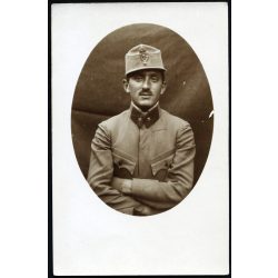   Magyar katona portréja, hadnagy, K.u.K, egyenruha, 1. világháború, bajusz, tábori vadász,  1910-es évek, monarchia, Eredeti fotó, papírkép. 