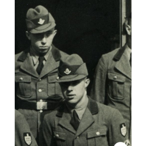 Birodalmi munkaszolgálatos katonák egyenruhában, Németország, náci, horogkereszt, (Freiwilligearbeitsdienst, Reichsarbeitdienst) 2. világháború,  Horthy-korszak 1940-es évek, Eredeti fotó, pecséttel jelzett papírkép. 