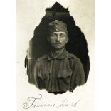Tamási József katonai egyenruhában, 1. Világháború, katona, egyenruha, aláírás, 1910-es évek, monarchia, Eredeti fotó, aláírt papírkép.   