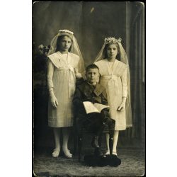Eugen Lieblich műterme, Nagyszeben (Hermannstadt), Erdély, elsőáldozók, gyerekek, ünnep, vallás, egyház, 1910-es évek, monarchia, Eredeti fotó, hátulján feliratozott papírkép.  