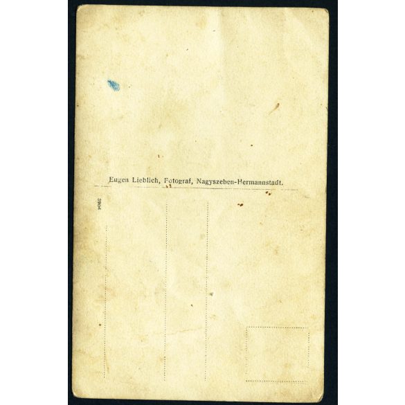 Eugen Lieblich műterme, Nagyszeben (Hermannstadt), Erdély, elsőáldozók, gyerekek, ünnep, vallás, egyház, 1910-es évek, monarchia, Eredeti fotó, hátulján feliratozott papírkép.  