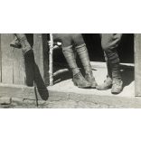 Tábori posta 622, Virágh János (1. honvéd gyalogezred), feleségének, magyar katonák kutyával, egyenruha, 1. világháború, katona, monarchia, 1917. VI. 7., 1910-es évek, Eredeti fotó, papírkép, hátulján feliratozott Tábori posta. 