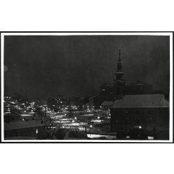   Szendrő István nagyobb méretű jelzett fotója. Este a Tabánban, Budapest, Rác templom, villamos, jármű, közlekedés, Tabán, 1930-as évek, Eredeti pecséttel jelzett fotó, ritka esti felvétel. 