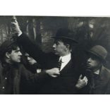 Kecsetfalvi és cseszelicei Szilvássy Karola (teljes nevén báró Bornemisza Elemérné Szilvássy Karola) erdélyi arisztokrata egy filmjelenetben (Apacsnő szerelme), nemes, film, Erdély, monarchia, 1910-es évek, Eredeti fotó, papírkép.