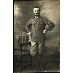   Császári és Királyi légierő, magyar katona karórával, egyenruhában, légjáró csapat tizedes, , szakáll, Nagylakra (Erdély), Konsánszky Sándorné úrnőnek címezve, 1. világháború, 1917, 1910-es évek, monarchia, Eredeti fotó, hátulján feliratozott papírké