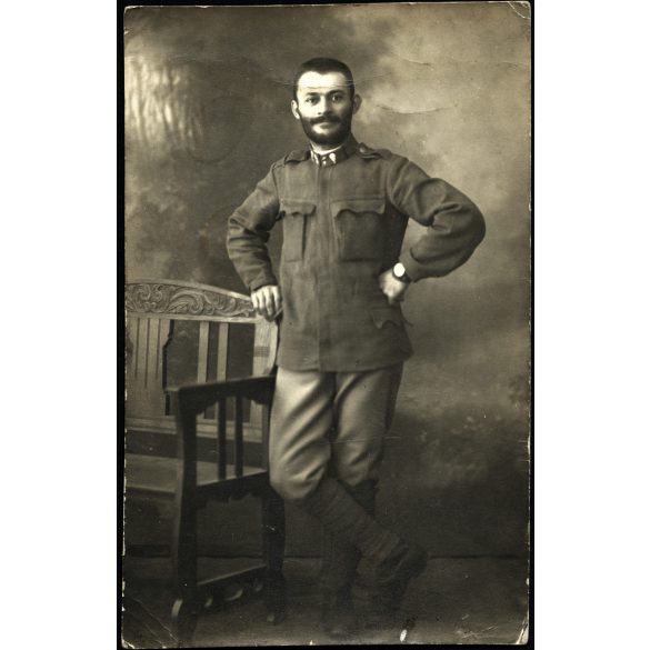 Császári és Királyi légierő, magyar katona karórával, egyenruhában, légjáró csapat tizedes, , szakáll, Nagylakra (Erdély), Konsánszky Sándorné úrnőnek címezve, 1. világháború, 1917, 1910-es évek, monarchia, Eredeti fotó, hátulján feliratozott papírké