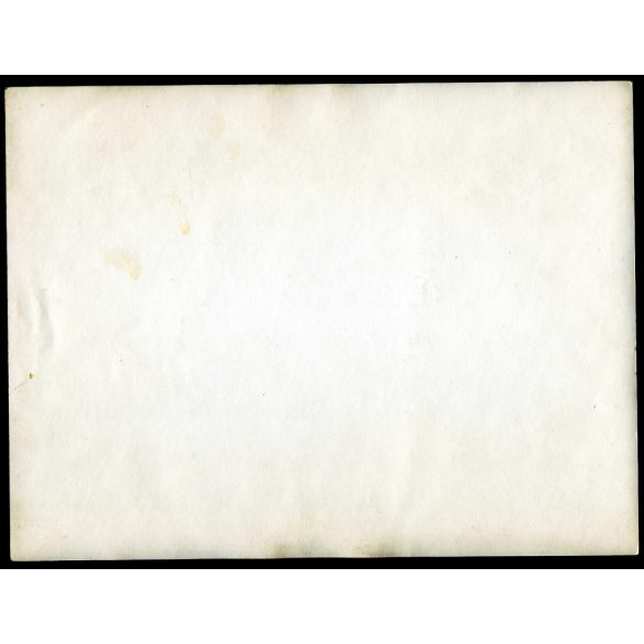 Nagyobb méret, férfi a ködös Duna partján, Budapest, Parlament, Országház, tükröződés, szocializmus, 1950-es évek, Eredeti fotó, jelzetlen papírkép, fotóművészeti alkotás.