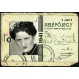 Belépőjegy a Szent-Margitszigetre, Szekrény bérletjegy Nagystrand Fürdő Siófok, Budapest, Siófok, arcképes igazolvány Máthé Margit részére, strand, Balaton, Horthy-korszak, 1940-es évek, Eredeti fotó, papírkép, dupla arcképes igazolvány.  