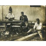 Tábori posta 622, Virágh János (1. honvéd gyalogezred), feleségének, magyar katonák munka közben,   egyenruha, 1. világháború, katona, monarchia, 1917. VIII. 23., 1910-es évek, Eredeti fotó, papírkép, hátulján feliratozott Tábori posta. 
